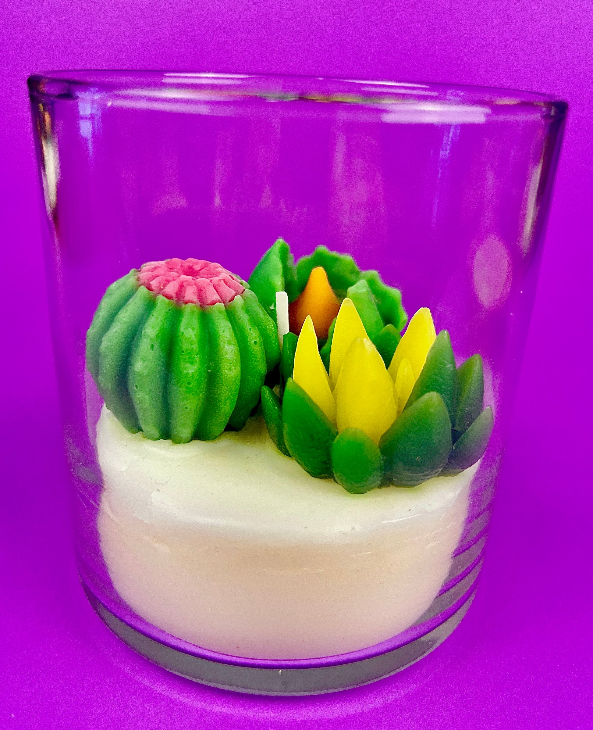 Small cactus art candle: clear glass with green and yellow cactus wax toppers